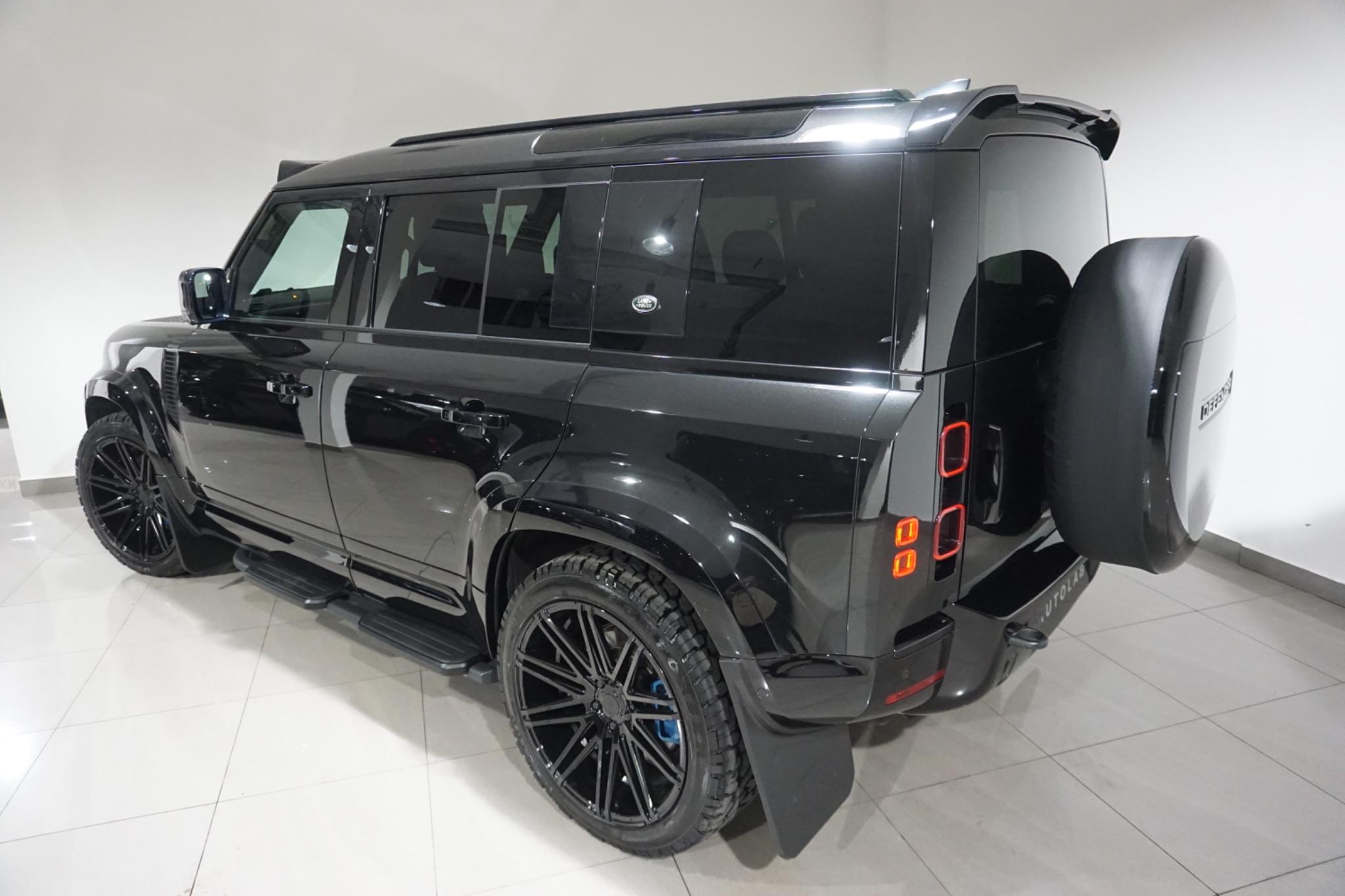Land Rover Defender 110 3.0 D250 MHEV X-Dynamic HSE Auto 4WD Euro 6 (s/s) 5dr